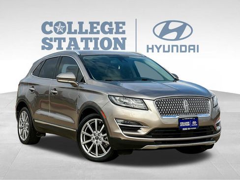 Used 2019 Lincoln MKC Reserve w/ MKC Climate Package image 3