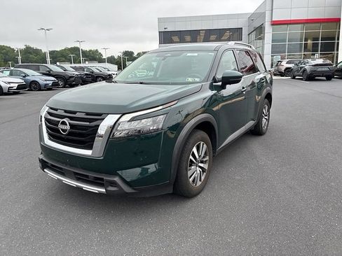 Used 2025 Nissan Pathfinder SL AWD/4WD image 20