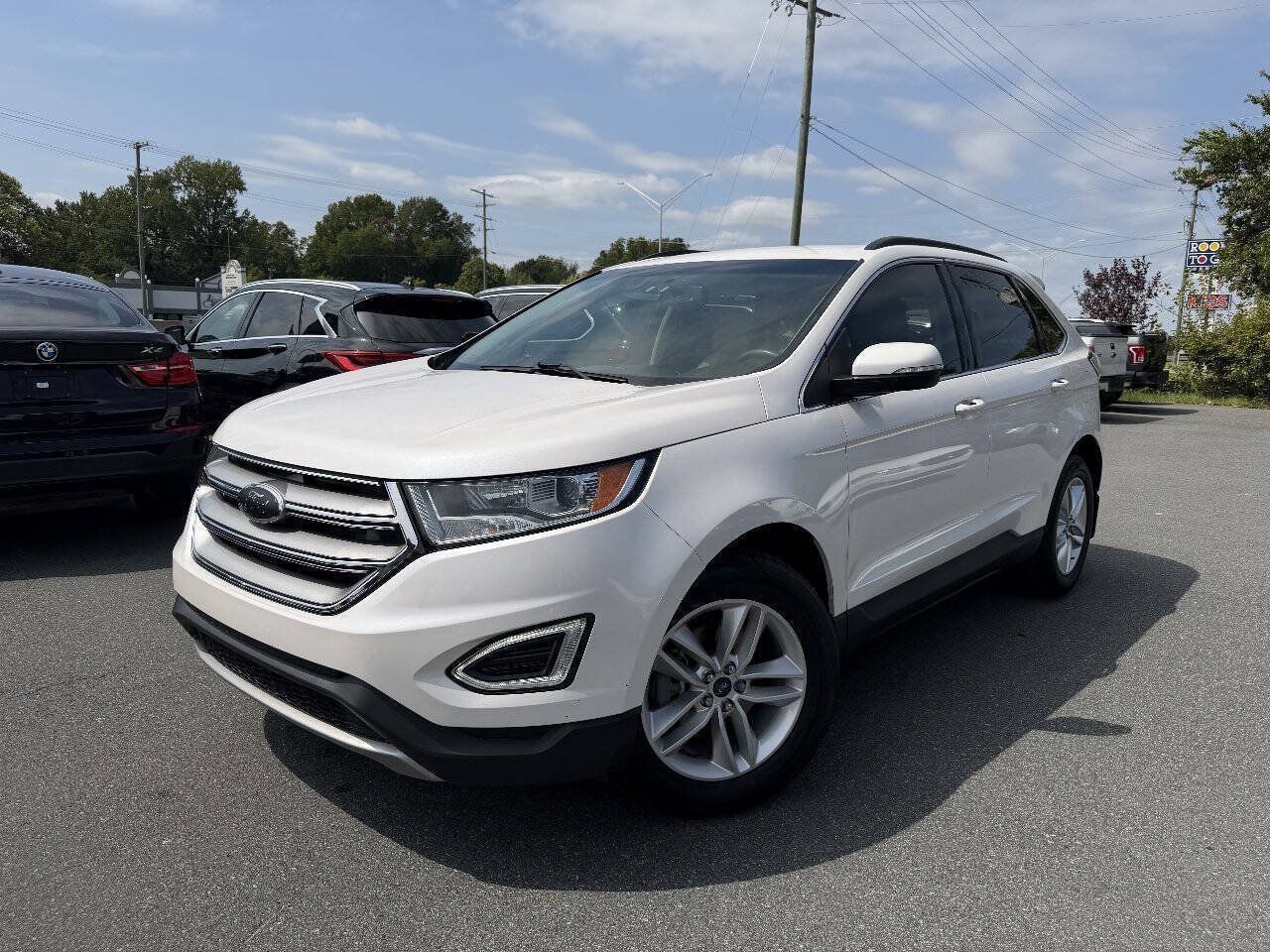 Used 2017 Ford Edge SEL w/ Equipment Group 201A FWD image 1