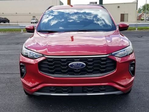 Used 2023 Ford Escape ST-Line Elite AWD/4WD image 3