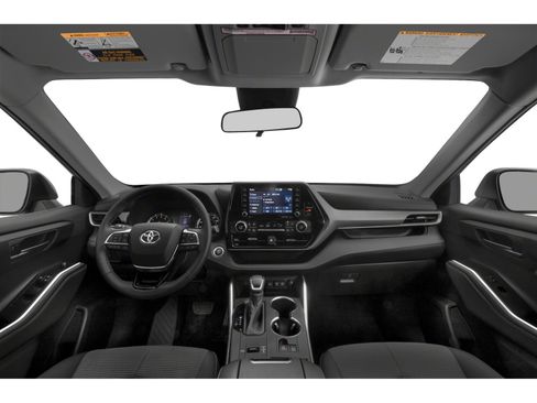 Used 2021 Toyota Highlander LE FWD image 5