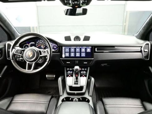 Certified 2021 Porsche Cayenne GTS w/ Premium Package Plus AWD/4WD image 20