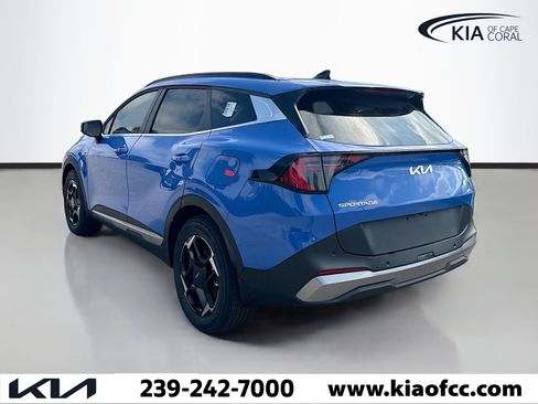 New 2026 Kia Sportage EX image 3