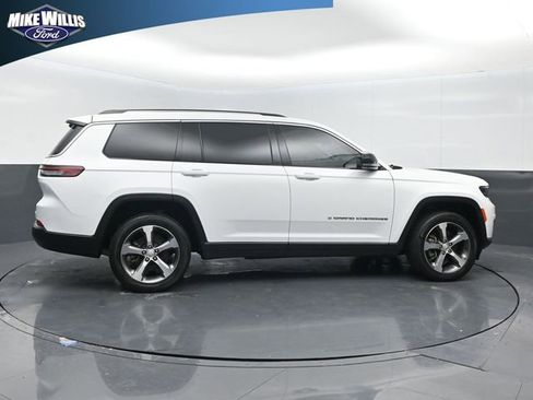 Used 2023 Jeep Grand Cherokee L Limited w/ Luxury Tech Group II AWD/4WD image 8