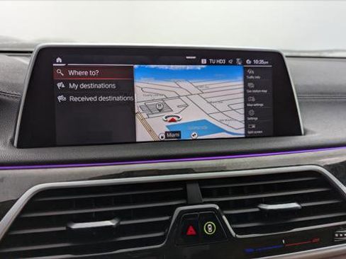 Used 2021 BMW 740i xDrive w/ Autobahn Package image 27