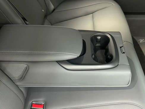 Used 2025 Lucid Air Touring image 20