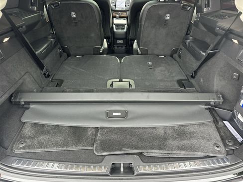 Used 2025 Volvo XC90 B6 Plus w/ Protection Package Premier image 19