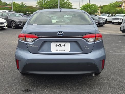 Used 2025 Toyota Corolla LE FWD image 10
