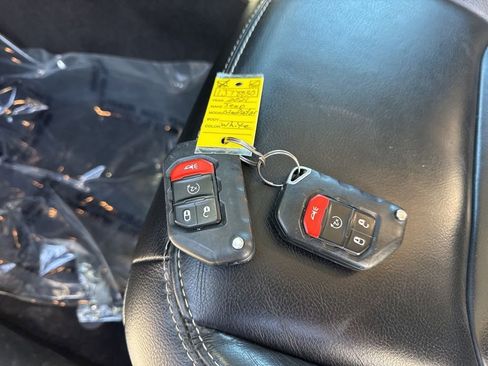Used 2021 Jeep Gladiator Overland w/ Uconnect 4C Nav & Sound Group image 35