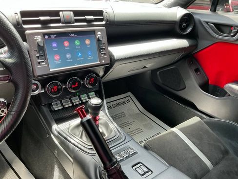Used 2023 Toyota GR86 Premium RWD image 41