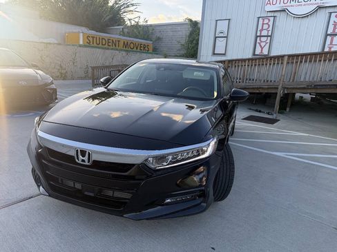 Used 2019 Honda Accord EX image 2