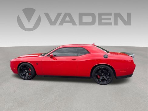 Used 2022 Dodge Challenger SRT Hellcat w/ Plus Package RWD image 22
