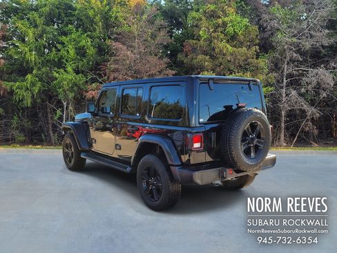 Used 2021 Jeep Wrangler Unlimited Sahara image 21