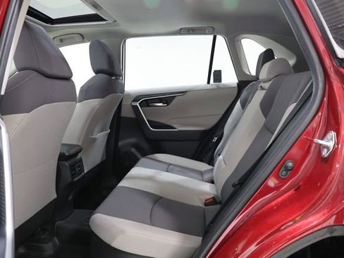 Used 2022 Toyota RAV4 XLE w/ Convenience Package AWD/4WD image 32