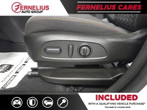 Used 2022 Chevrolet Equinox LT AWD/4WD image 18