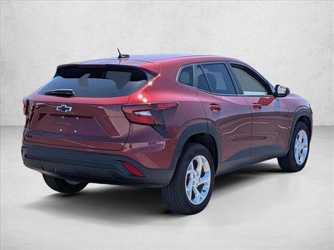 Certified 2024 Chevrolet Trax LS w/ LS Convenience Package image 5