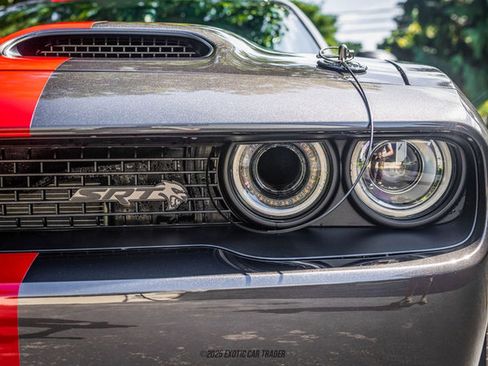 Used 2020 Dodge Challenger SRT Hellcat image 44