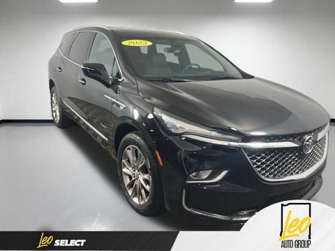 Used 2023 Buick Enclave Avenir w/ Trailering Package, 5000 lbs. AWD/4WD image 9