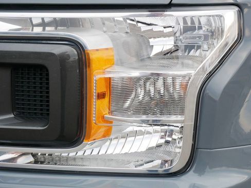 Certified 2022 Ford Explorer XLT w/ Equipment Group 202A image 32