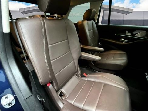 Used 2021 Mercedes-Benz GLS 450 4MATIC image 26