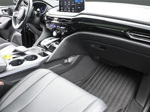 Certified 2024 Acura MDX SH-AWD image 16