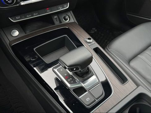 Certified 2023 Audi Q5 2.0T Premium Plus w/ Premium Plus Package image 19
