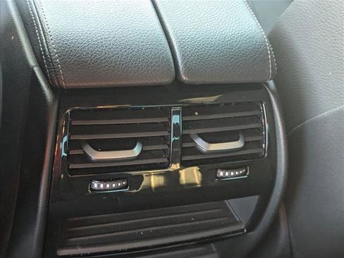 Used 2022 BMW M550i xDrive w/ Executive Package image 17