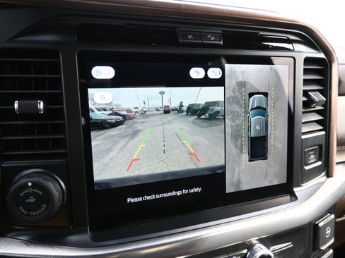 Used 2025 Ford F150 King Ranch w/ FX4 Off-Road Package image 27