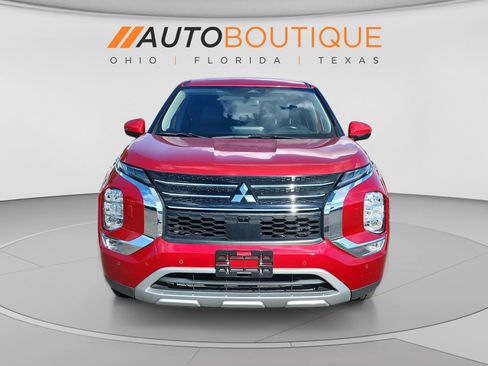 Used 2023 Mitsubishi Outlander ES AWD/4WD image 8