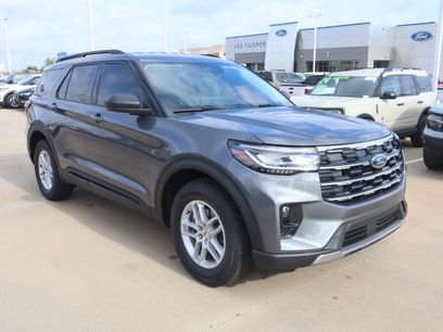 New 2026 Ford Explorer Active w/ Active Comfort Package