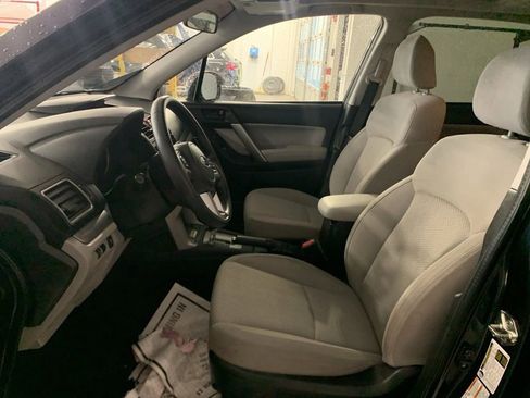 Used 2017 Subaru Forester 2.5i Premium w/ All-Weather Package image 13