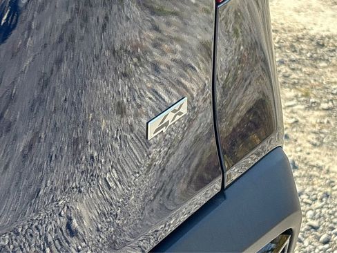 Used 2024 Kia Seltos SX w/ SX Sunroof Package image 18