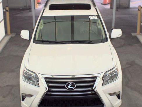 Used 2019 Lexus GX 460 Premium AWD/4WD image 2