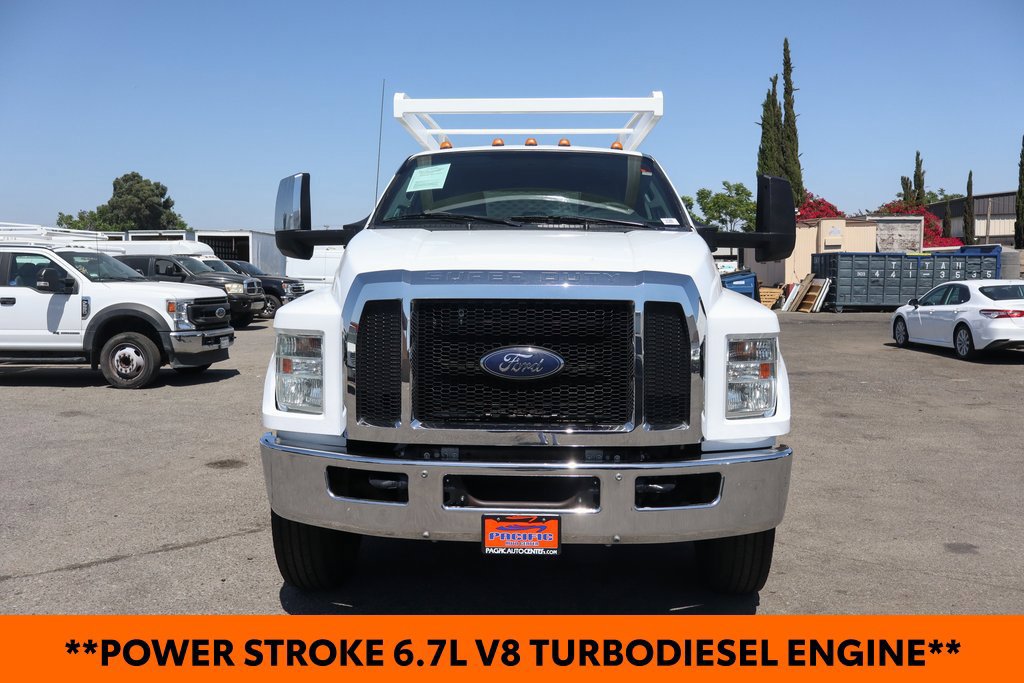 Used 2016 Ford F650 2WD Crew Cab Super Duty image 3