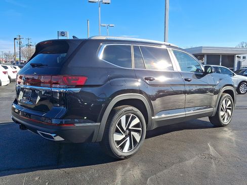 New 2026 Volkswagen Atlas SEL image 4