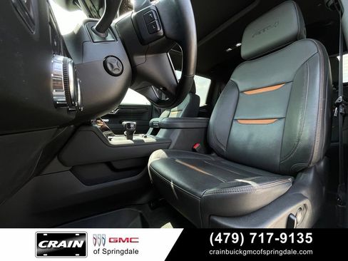 Used 2024 GMC Sierra 1500 AT4 w/ Technology Package AWD/4WD image 23