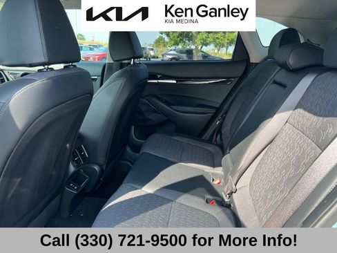 Certified 2025 Kia Seltos S AWD/4WD image 11