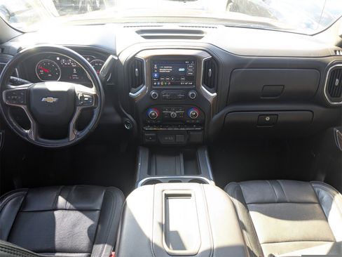 Used 2021 Chevrolet Silverado 1500 High Country w/ Technology Package image 16
