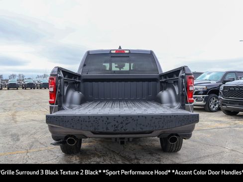 New 2026 RAM 1500 Laramie AWD/4WD image 19