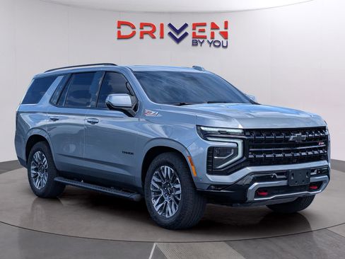 Used 2025 Chevrolet Tahoe Z71 w/ Z71 Off-Road Package image 7