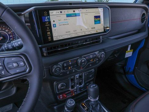 New 2026 Jeep Wrangler Unlimited Rubicon w/ Steel Bumper Group image 13