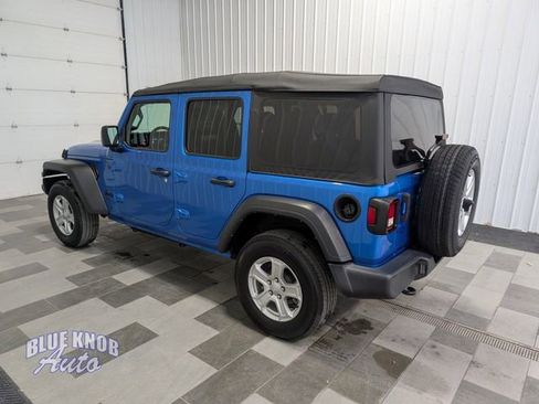 Used 2022 Jeep Wrangler Unlimited Sport image 2