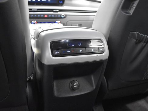 Used 2025 Hyundai Palisade SEL AWD/4WD image 34