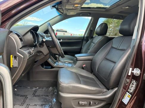 Used 2011 Kia Sorento SX AWD/4WD image 11