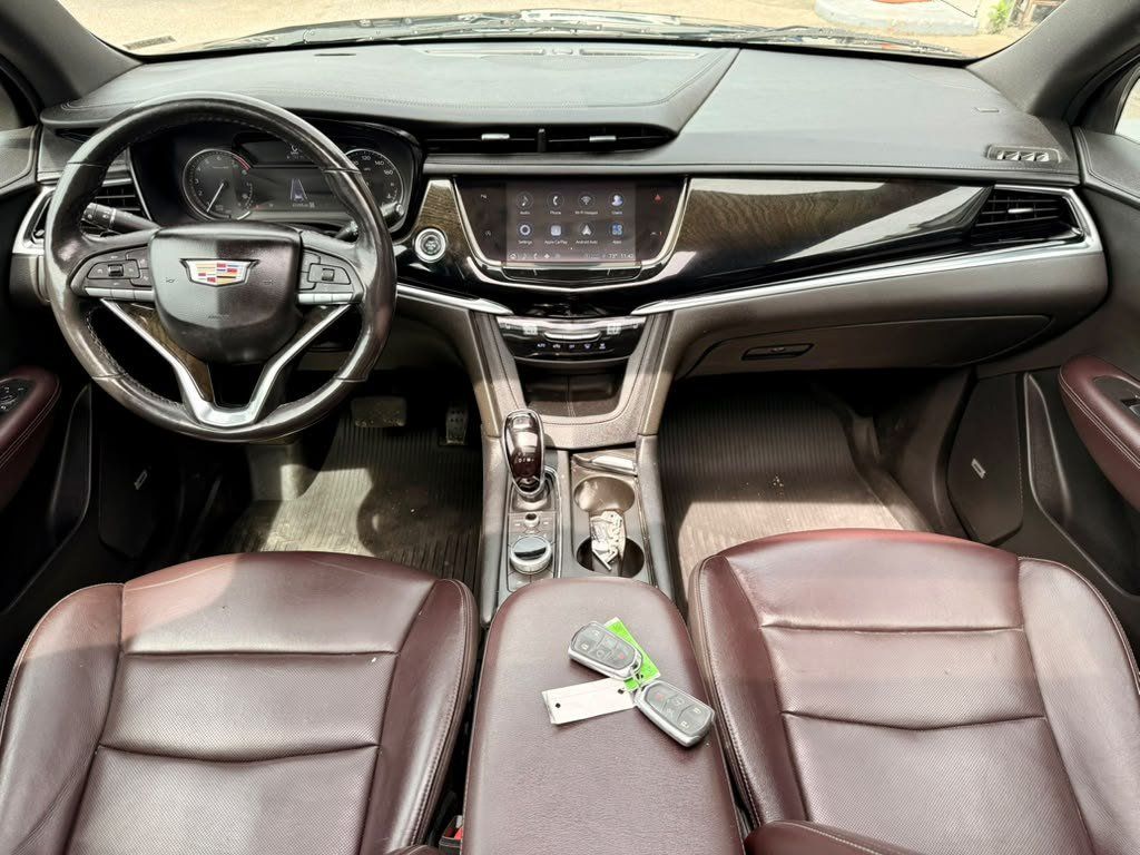 Used 2022 Cadillac XT6 Premium Luxury AWD/4WD image 15