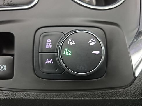 Used 2020 Chevrolet Traverse High Country AWD/4WD image 46