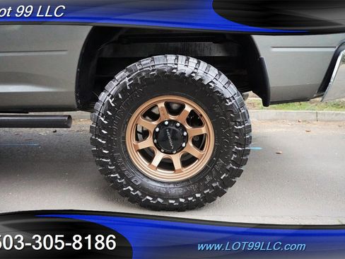 Used 2013 RAM 2500 Tradesman w/ Chrome Appearance Group image 3