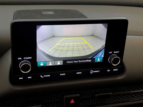 Certified 2025 Honda HR-V Sport image 3