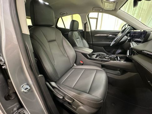 Used 2025 Buick Envision Preferred AWD/4WD image 16