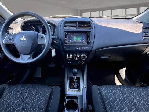 Used 2025 Mitsubishi Outlander Sport ES AWD/4WD image 16